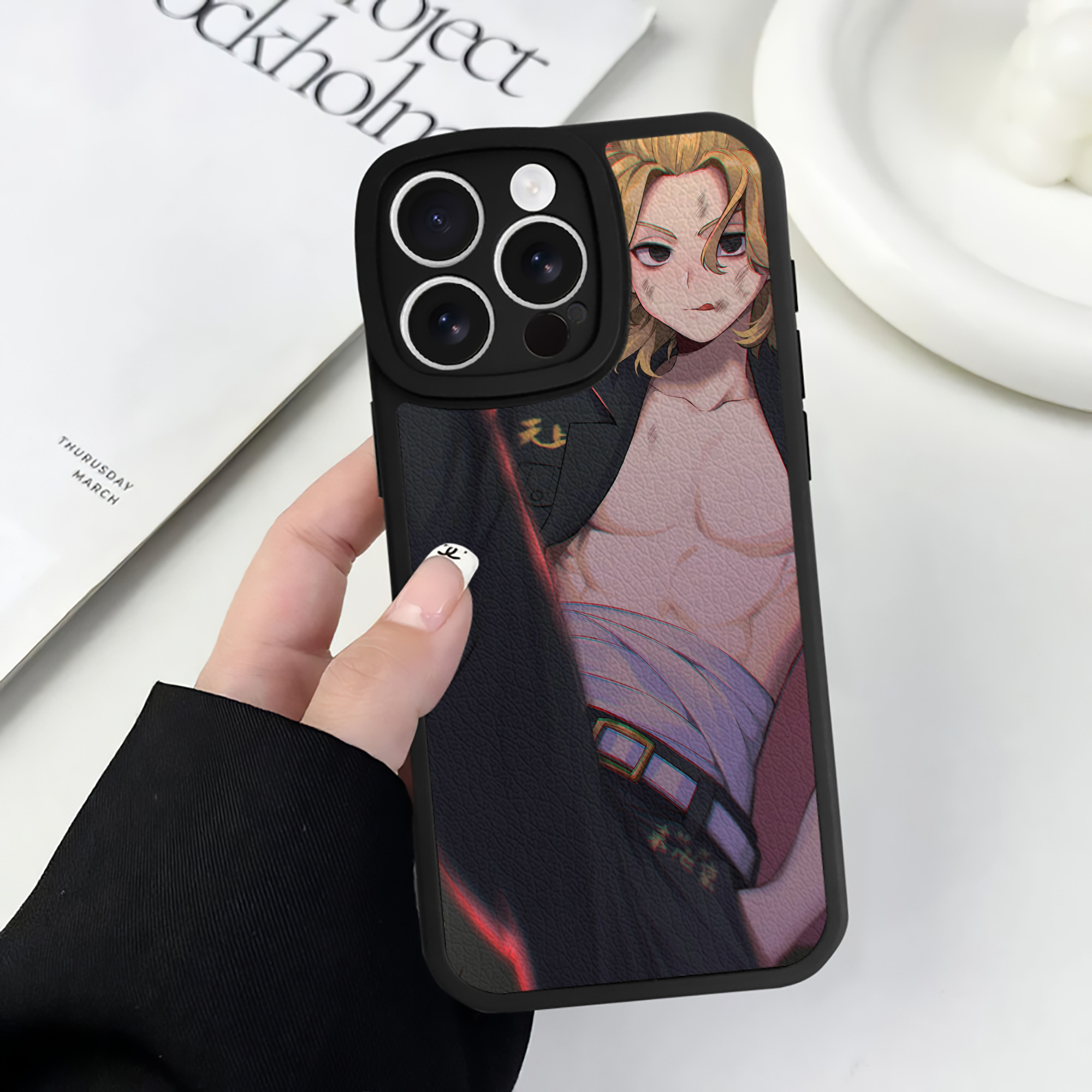 （画像用） 東京リベンジャーズ Tokyo Revengers 【iPhone 16シリーズ対応】シリコンスマホケース（レザー調） 材質：シリコン